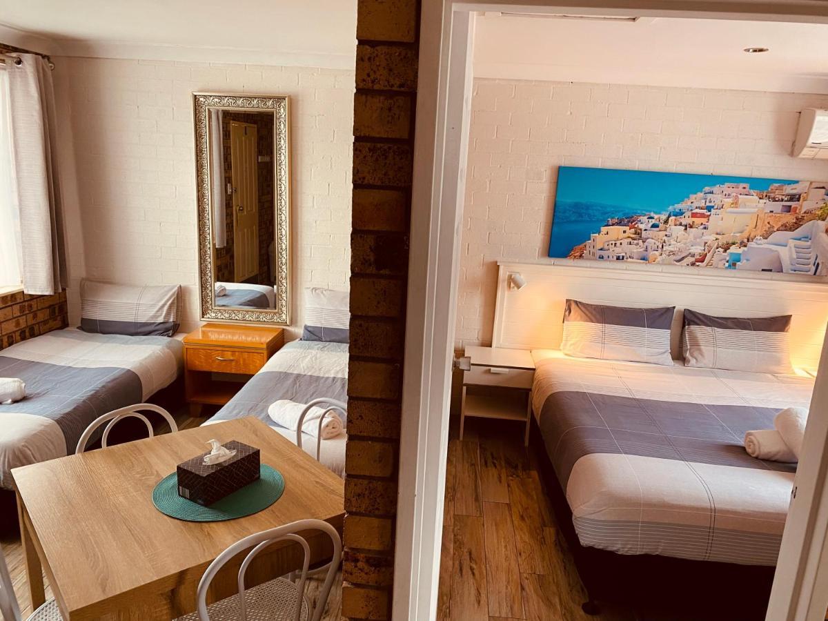Buccaneer Motel Зе-Энтранс Экстерьер фото