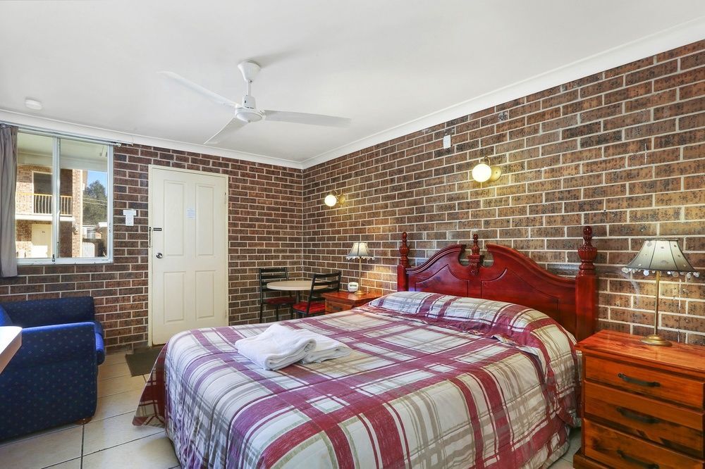 Buccaneer Motel Зе-Энтранс Экстерьер фото