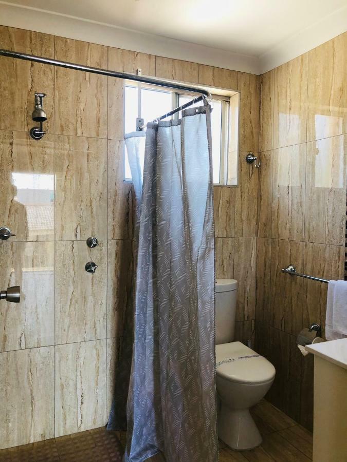Buccaneer Motel Зе-Энтранс Экстерьер фото